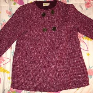 Hardly used burgundy coat size 4T-girl